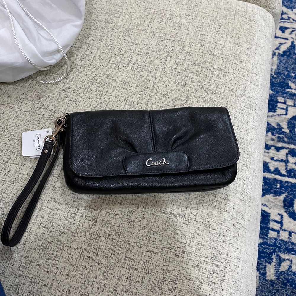New Coach wallet. Soft leather